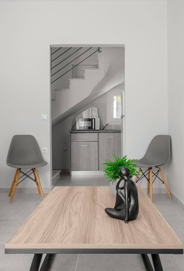 V Luxury Apartments Posidi Exterior photo