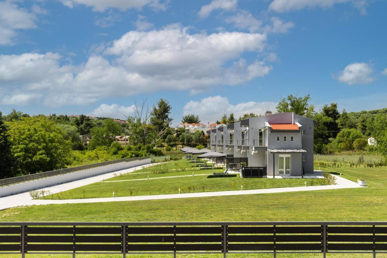 V Luxury Apartments Posidi Exterior photo