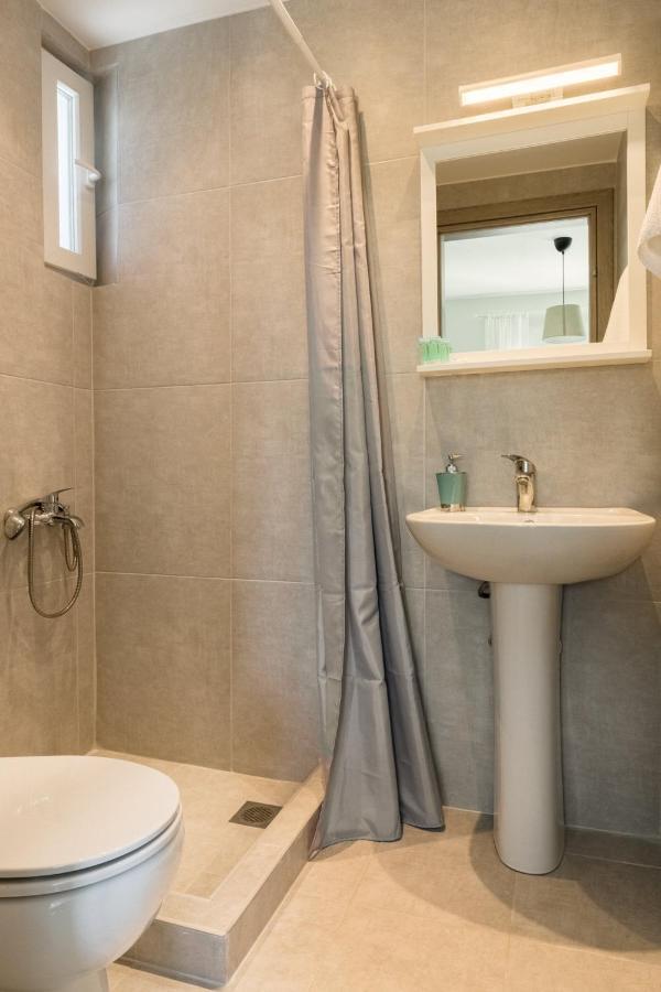 V Luxury Apartments Posidi Exterior photo