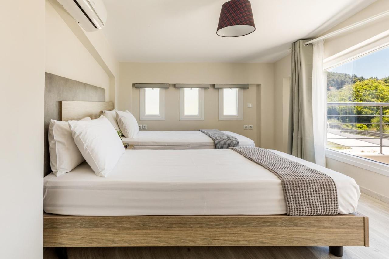 V Luxury Apartments Posidi Exterior photo