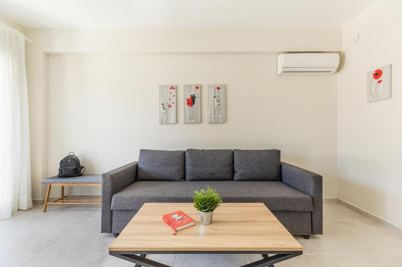 V Luxury Apartments Posidi Exterior photo
