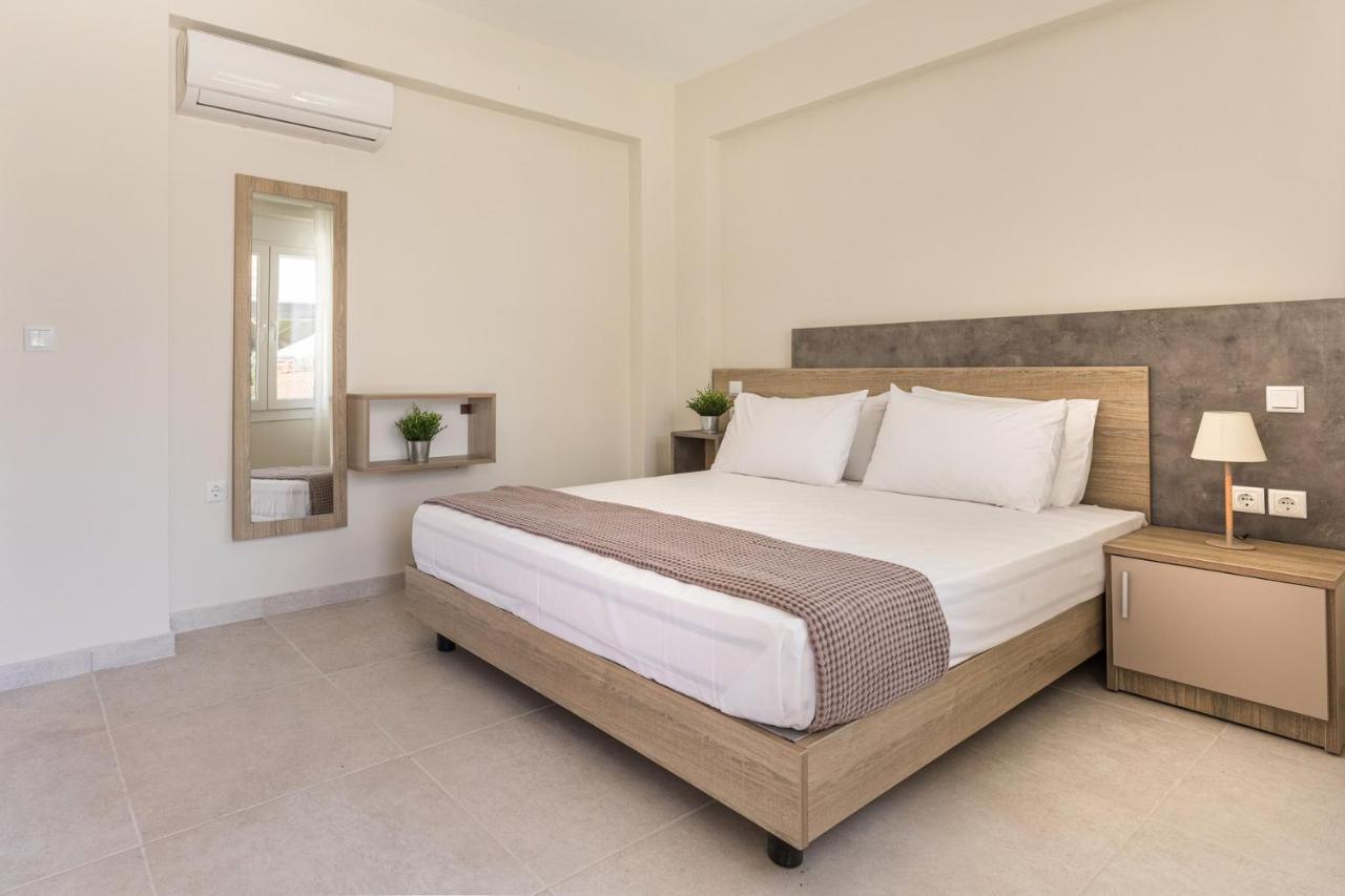 V Luxury Apartments Posidi Exterior photo