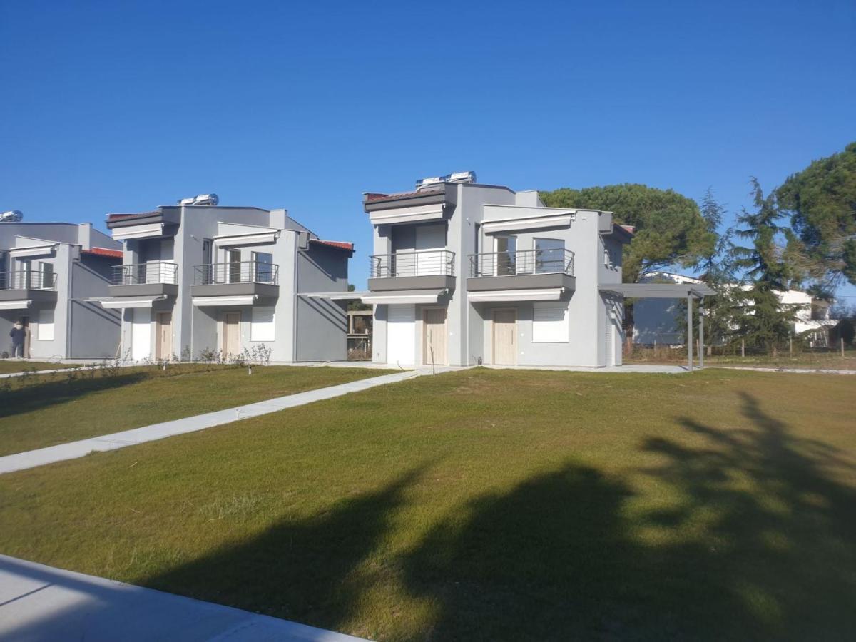 V Luxury Apartments Posidi Exterior photo